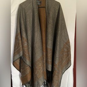 Permanent Shawl/poncho